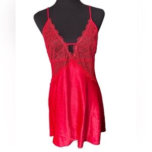 NWT Victoria’s Secret Red Satin & Lace Plunge V-Neck Chemise, Nightie, Medium
